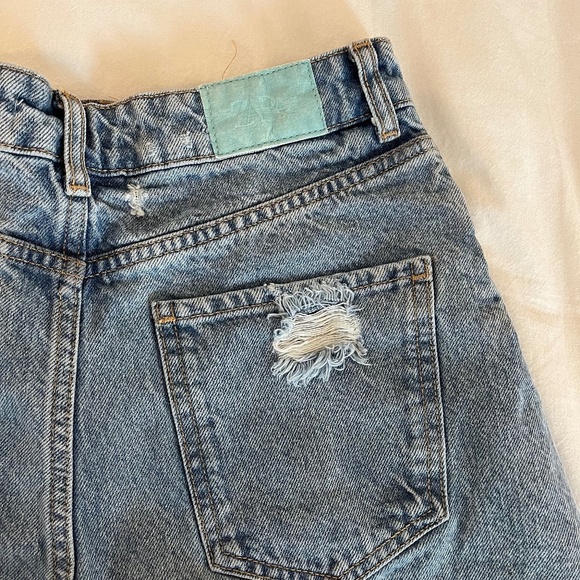 ZARA Denim Shorts Women’s Size US 4 - Picture 4 of 6